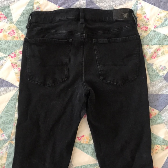 Black high rise American Eagle skinny jeans!! - Picture 2 of 3